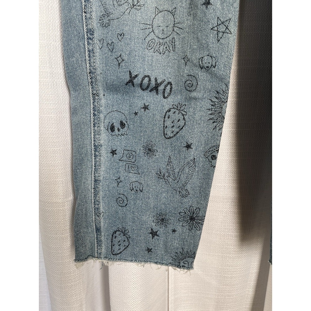 Hollister Ultra High-Rise Mom Jean Womens Sz 1S Short Light Wash Denim Doodle - Picture 4 of 8